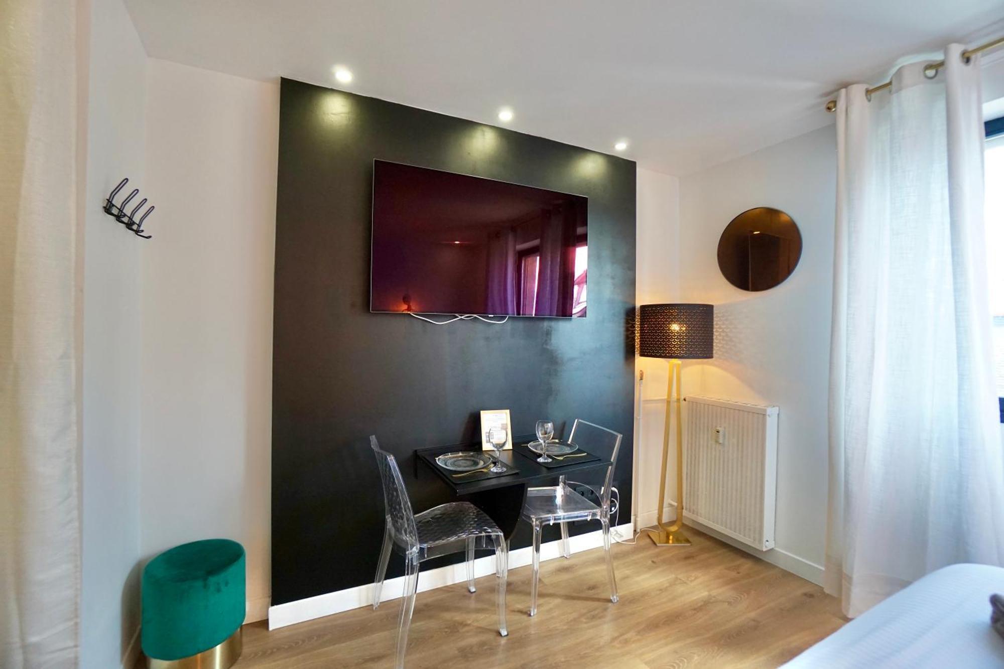 Modern Stud' *hyper Centre* 50m De La Mer* Appartement *